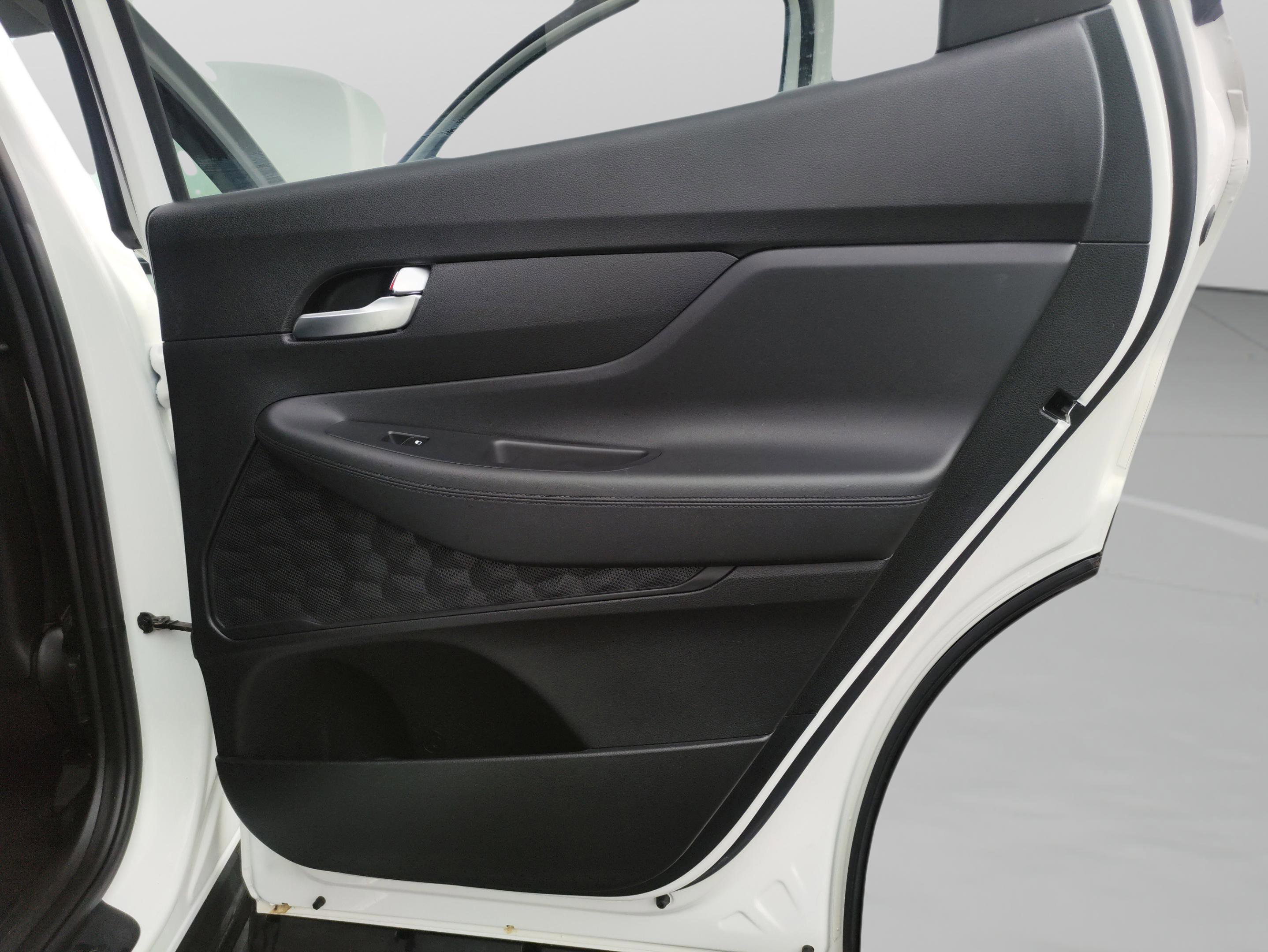 Used 2023 Hyundai Santa Fe XRT image 28