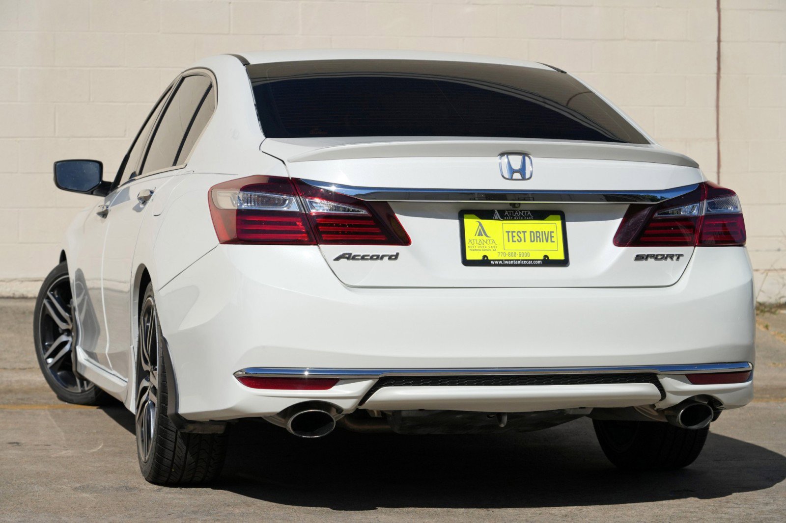 Used 2017 Honda Accord Sport image 5