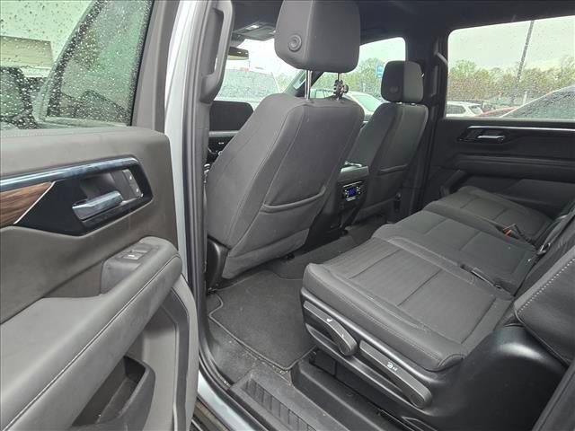 Certified 2025 Chevrolet Suburban LS image 29