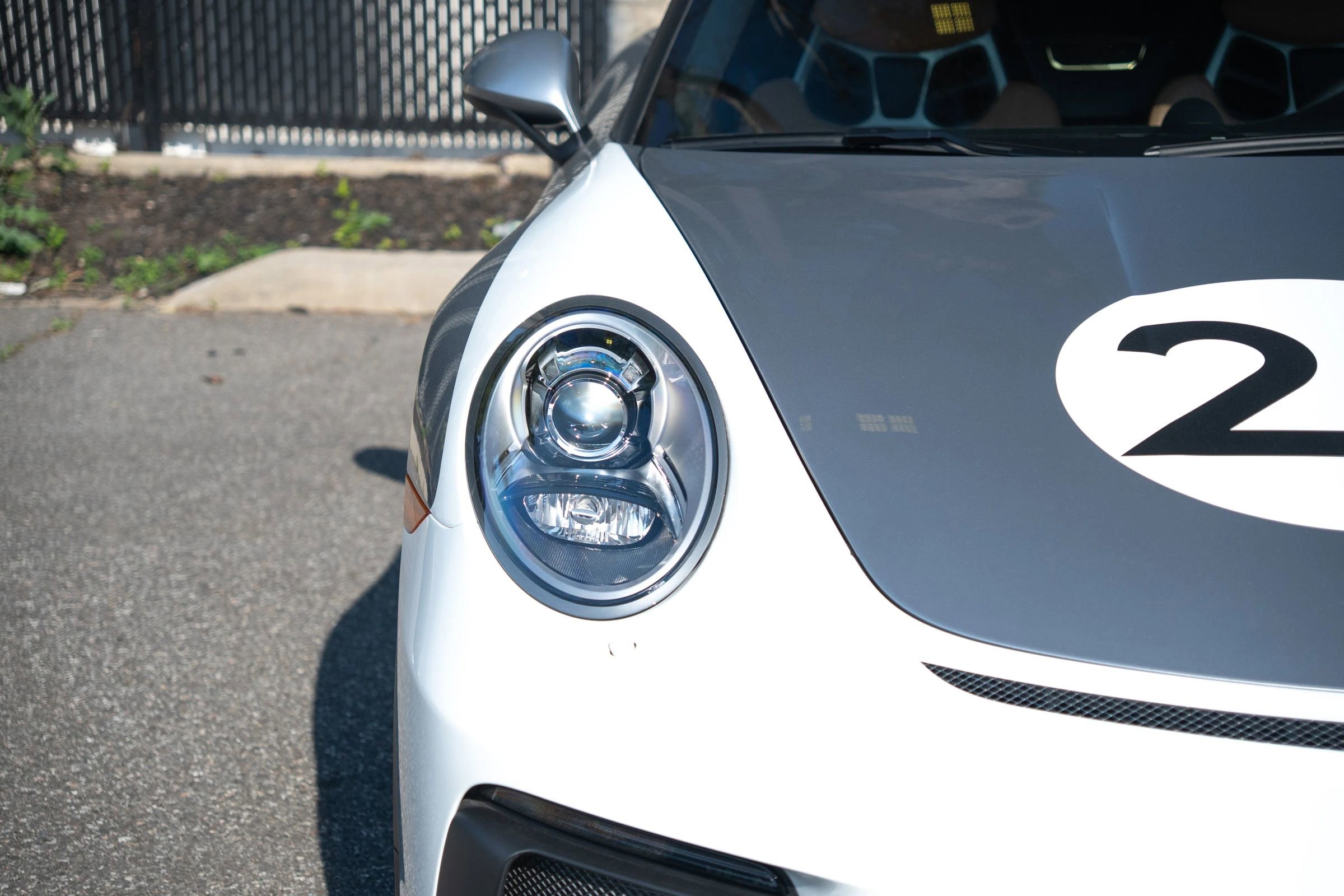 Used 2019 Porsche 911 Speedster RWD image 7