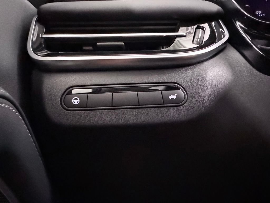 New 2027 INFINITI QX60 Luxe FWD image 30
