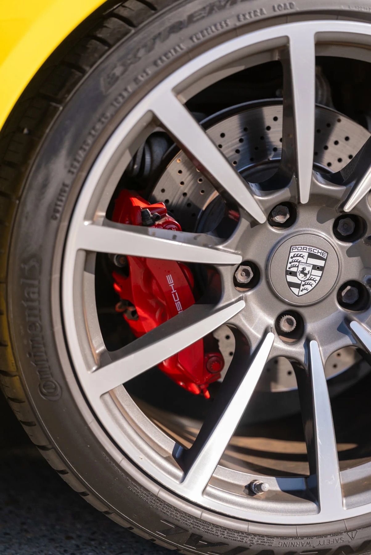 Used 2014 Porsche 911 Carrera 4S image 64