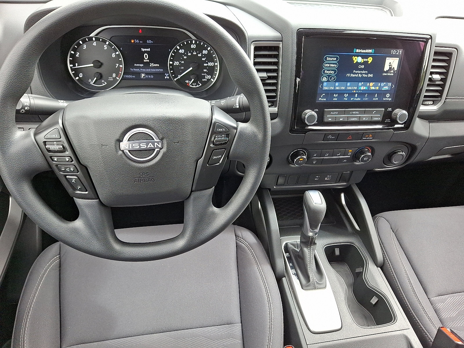 Used 2023 Nissan Frontier SV w/ Tow Package image 11