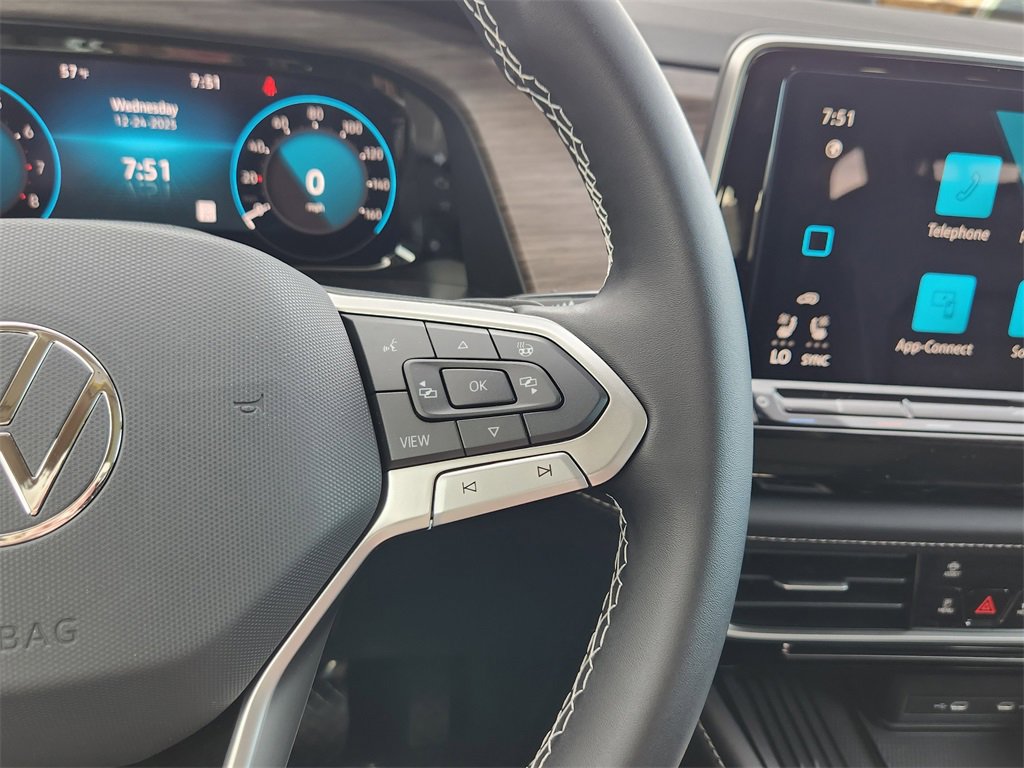 New 2026 Volkswagen Atlas SEL image 17