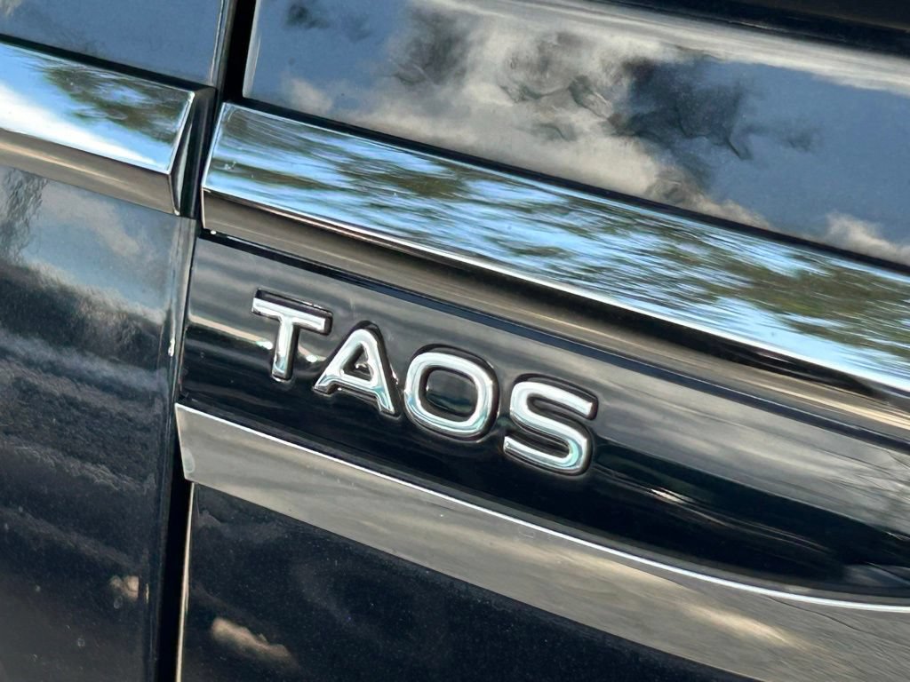 Certified 2023 Volkswagen Taos S FWD image 40