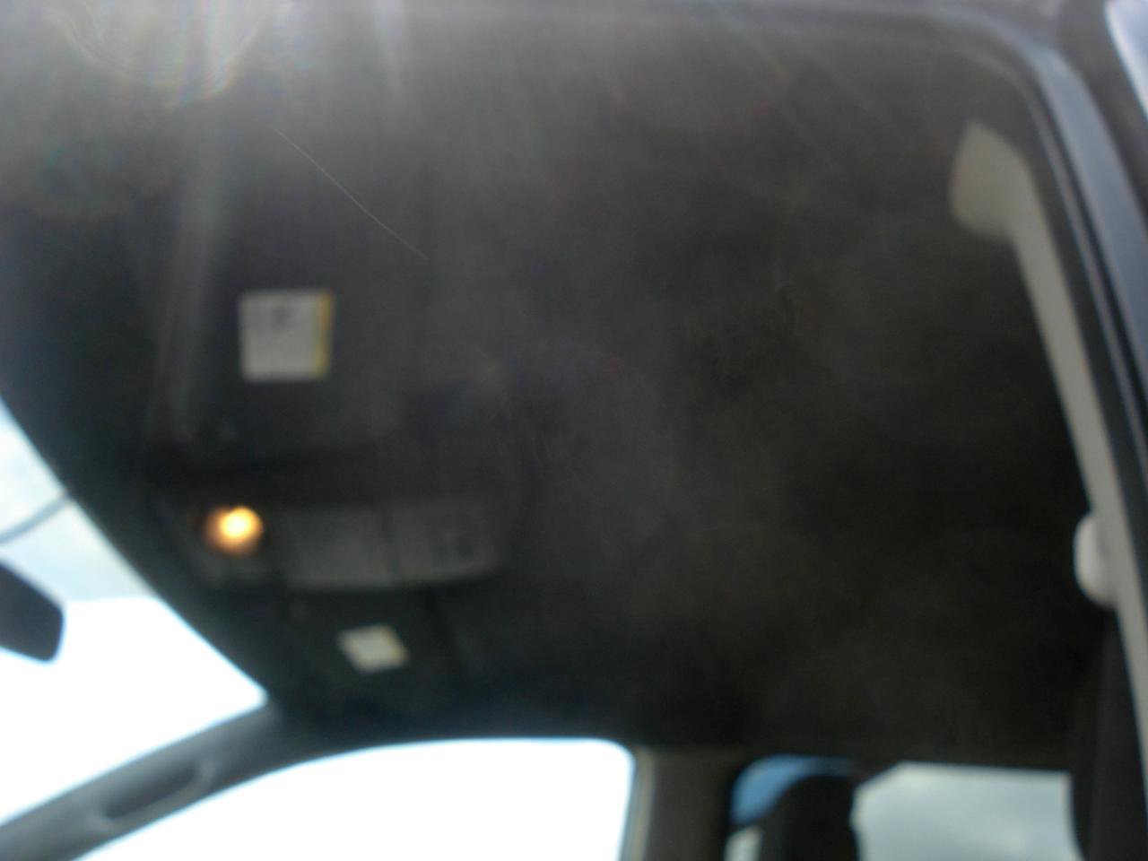 Used 2016 Dodge Grand Caravan SE image 14