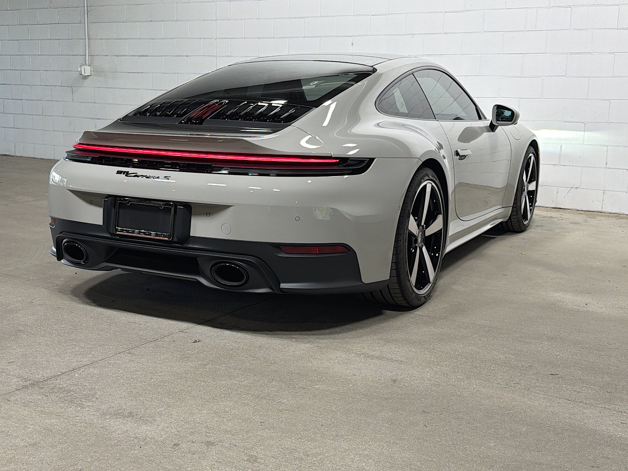 Certified 2025 Porsche 911 Carrera S RWD image 7