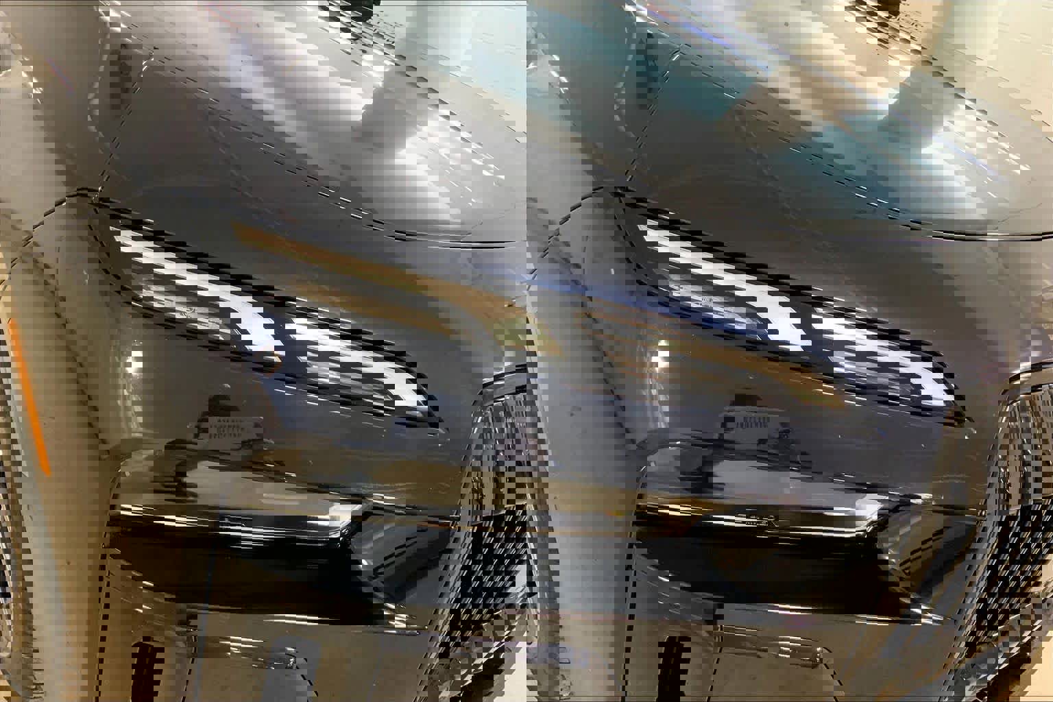 Certified 2023 BMW 760i xDrive image 28