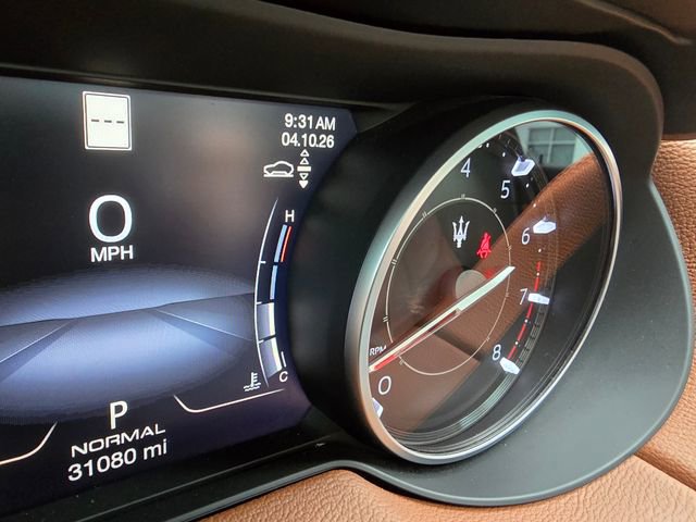 Used 2023 Maserati Levante GT image 46