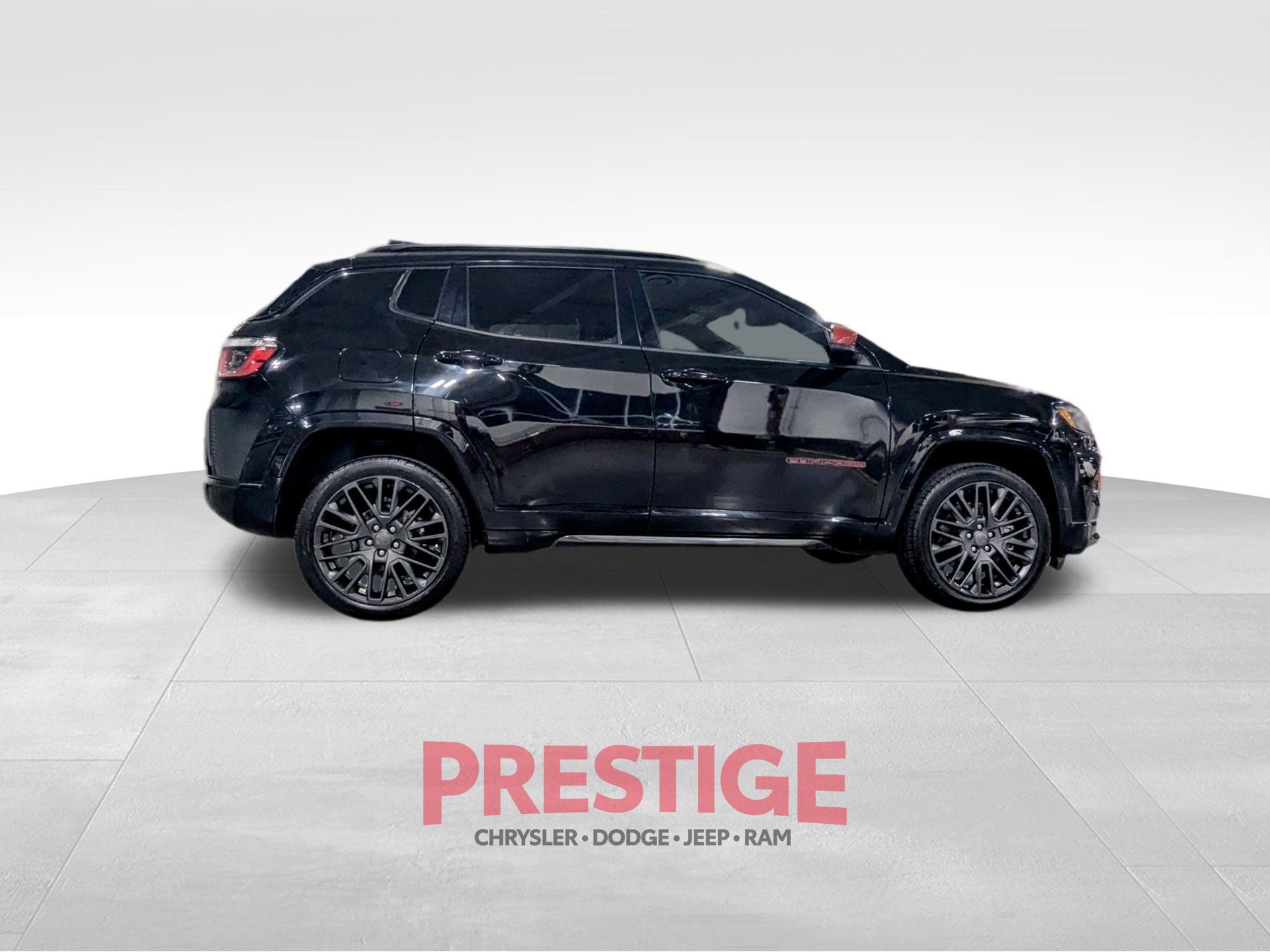 Used 2023 Jeep Compass Limited AWD/4WD image 7