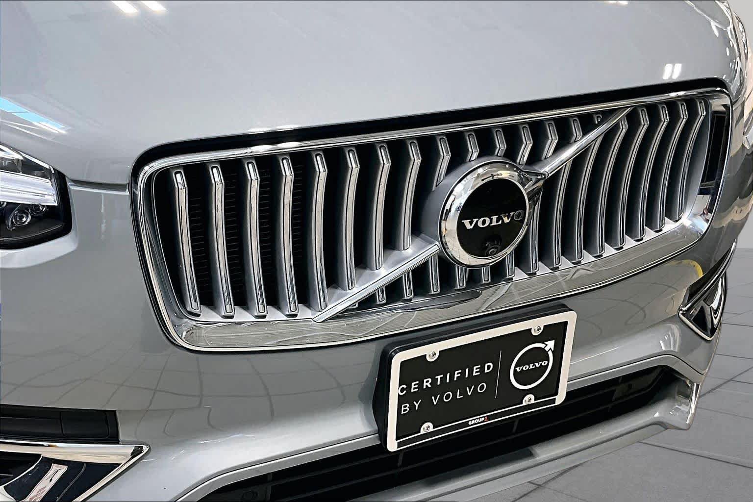 Used 2025 Volvo XC90 T8 Plus w/ Protection Package AWD/4WD image 30