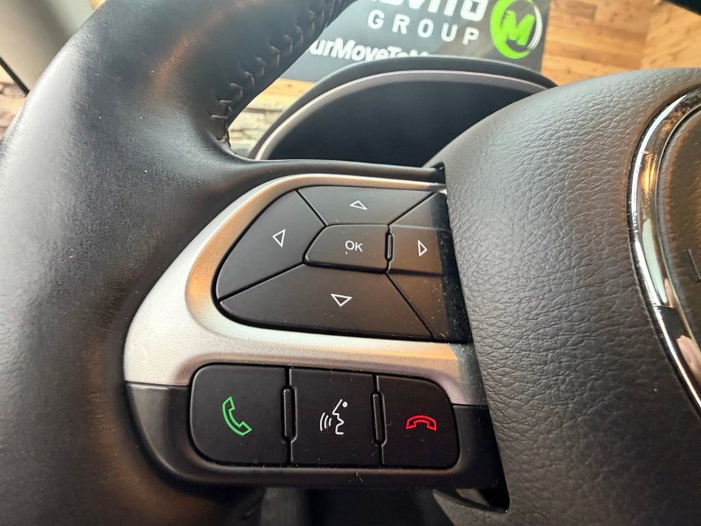 Used 2018 Jeep Compass Latitude w/ Popular Equipment Group AWD/4WD image 21