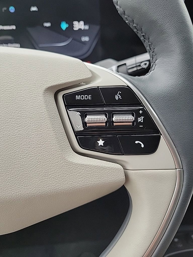 Used 2022 Kia EV6 Wind image 36