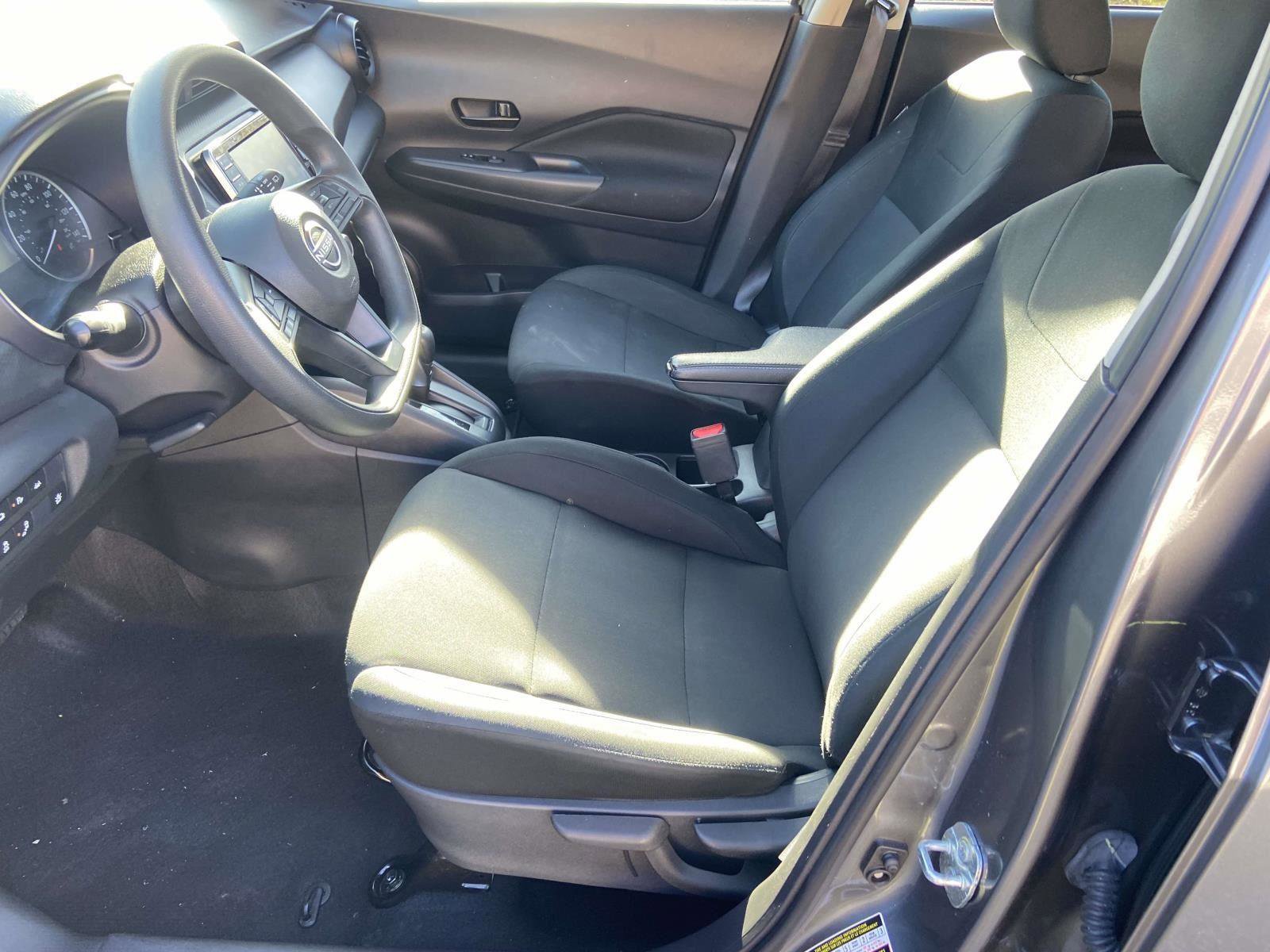 Used 2024 Nissan Kicks S image 5