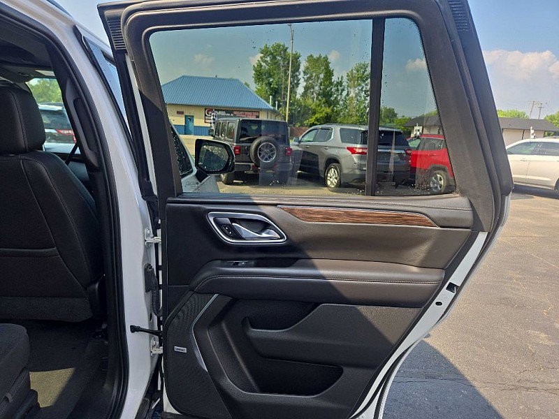 Used 2021 Chevrolet Tahoe Z71 w/ Z71 Off-Road Package image 14
