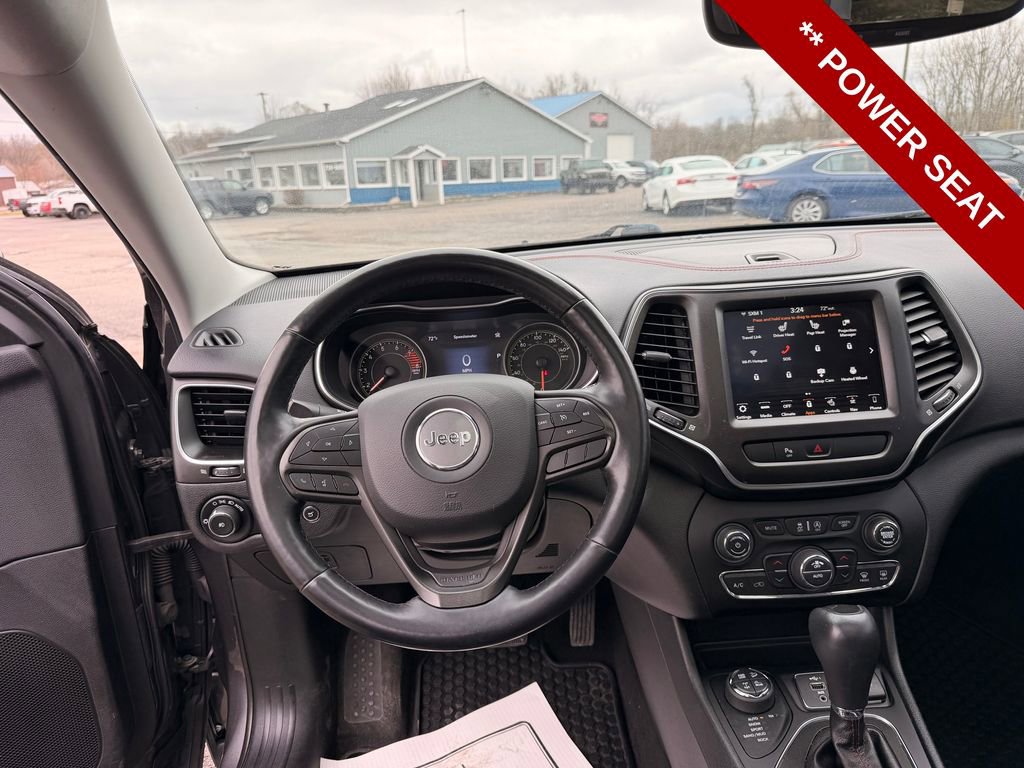 Used 2020 Jeep Cherokee Trailhawk w/ Comfort & Convenience Group image 18