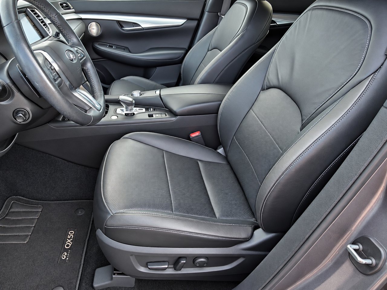 Used 2020 INFINITI QX50 Sensory w/ Proactive Package AWD/4WD image 14