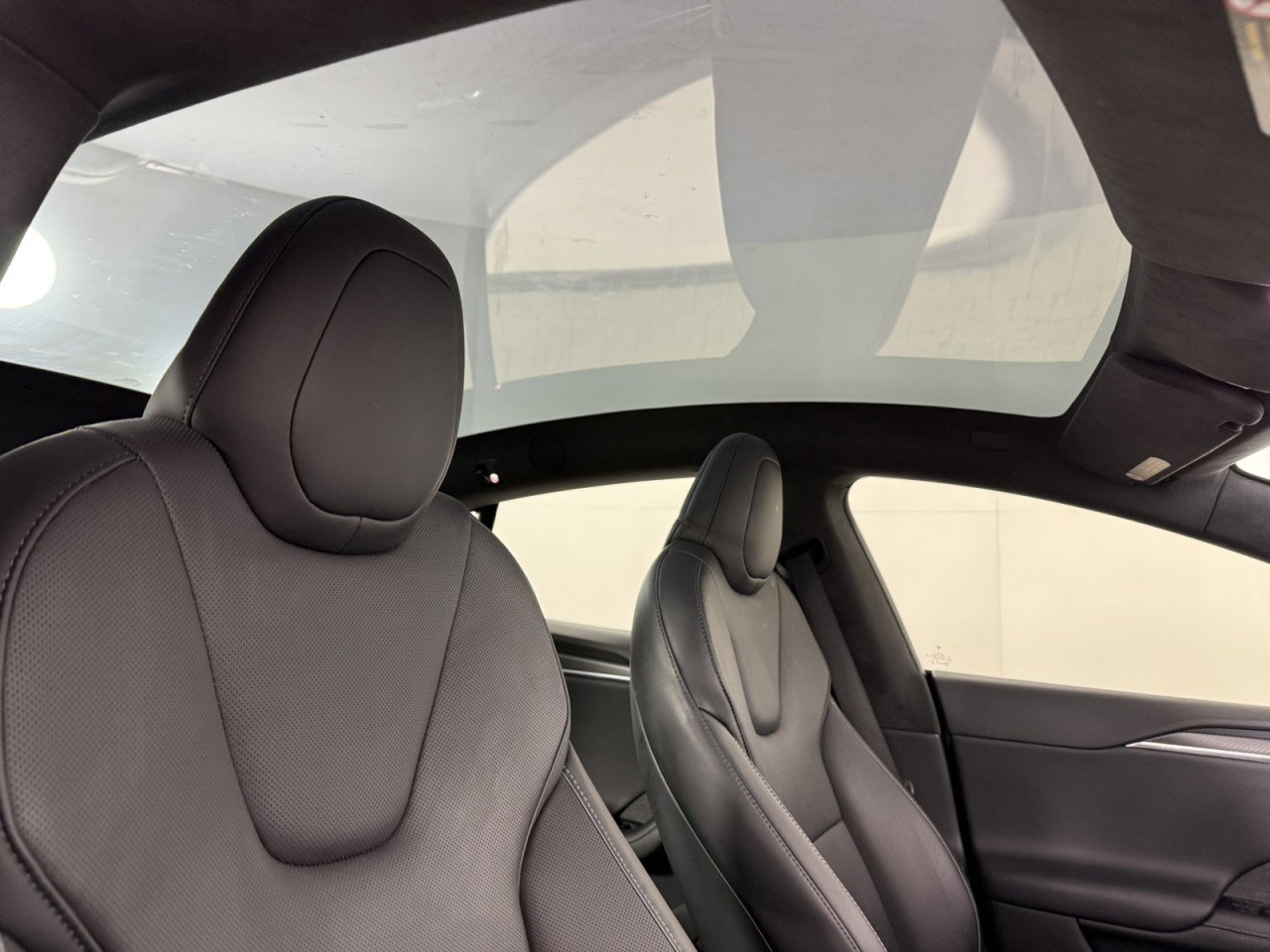 Used 2023 Tesla Model S Plaid image 13