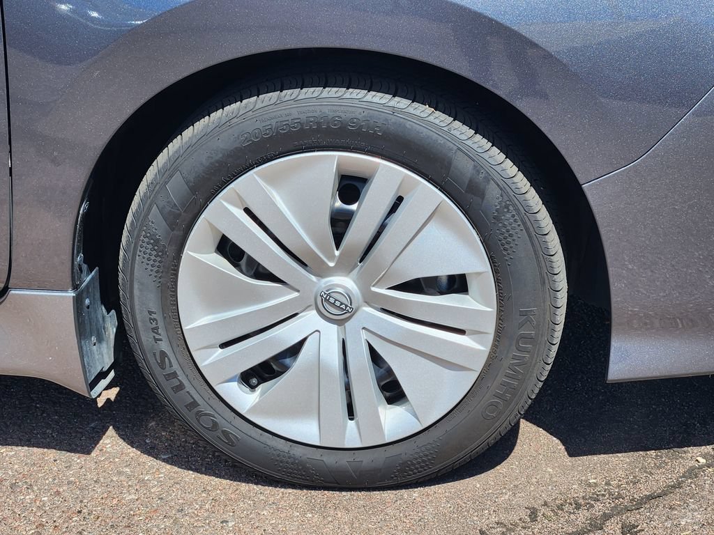 Used 2025 Nissan Leaf S FWD image 30