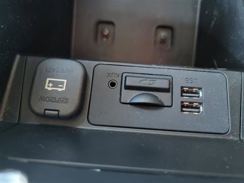 Used 2014 MAZDA MAZDA3 i Touring w/ Technology Package image 39