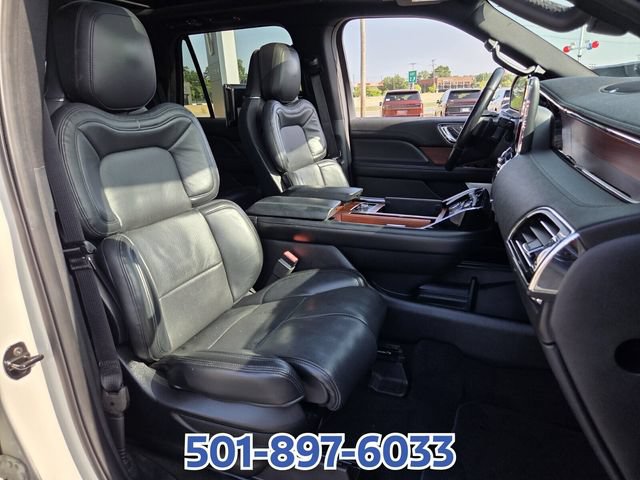 Used 2020 Lincoln Navigator Reserve w/ Luxury Package AWD/4WD image 18