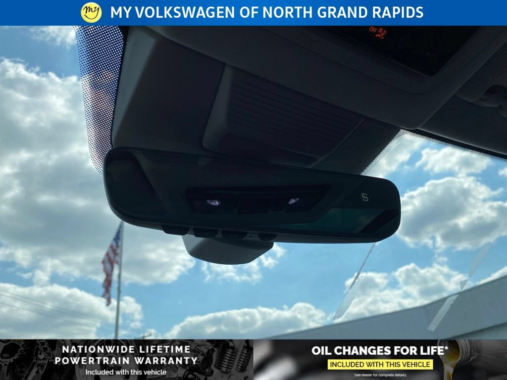 New 2026 Volkswagen Tiguan SE AWD/4WD image 14