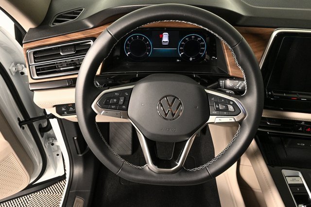 New 2026 Volkswagen Atlas SE image 8