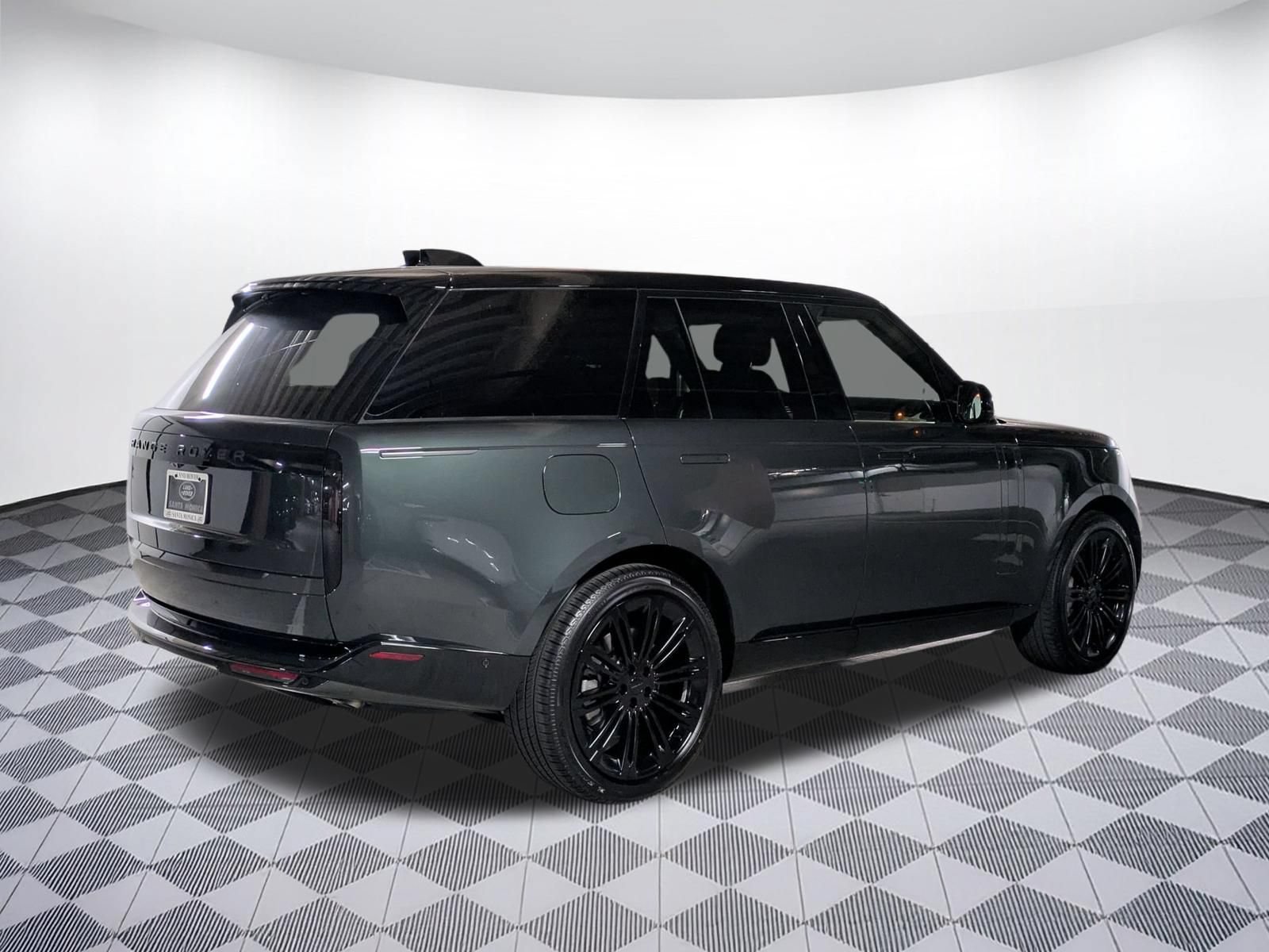 New 2026 Land Rover Range Rover SE AWD/4WD image 5