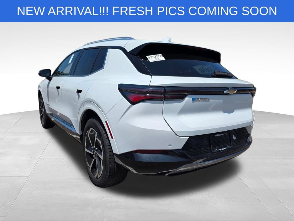 Used 2024 Chevrolet Equinox EV LT FWD image 6