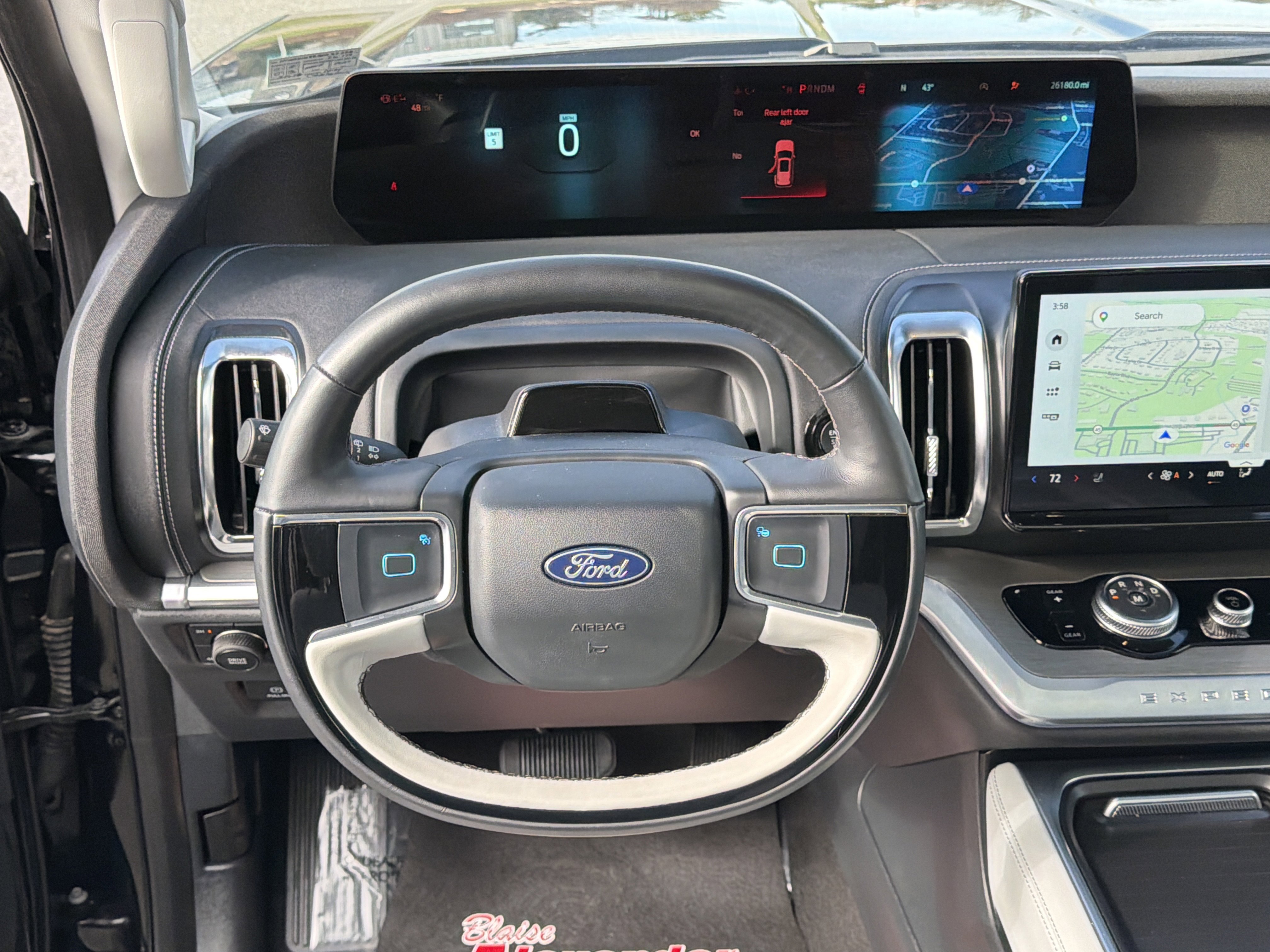 Certified 2025 Ford Expedition Platinum w/ Driver's Package image 18