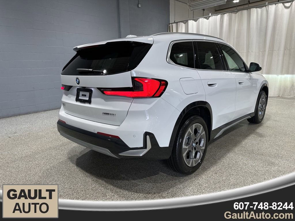 New 2026 BMW X1 xDrive28i w/ Convenience Package image 3