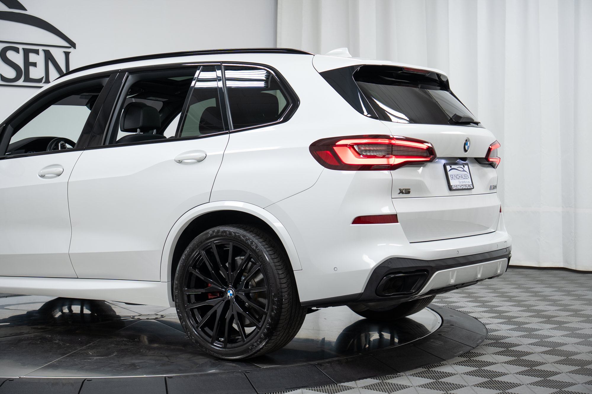 Used 2022 BMW X5 M50i w/ Premium Package AWD/4WD image 29