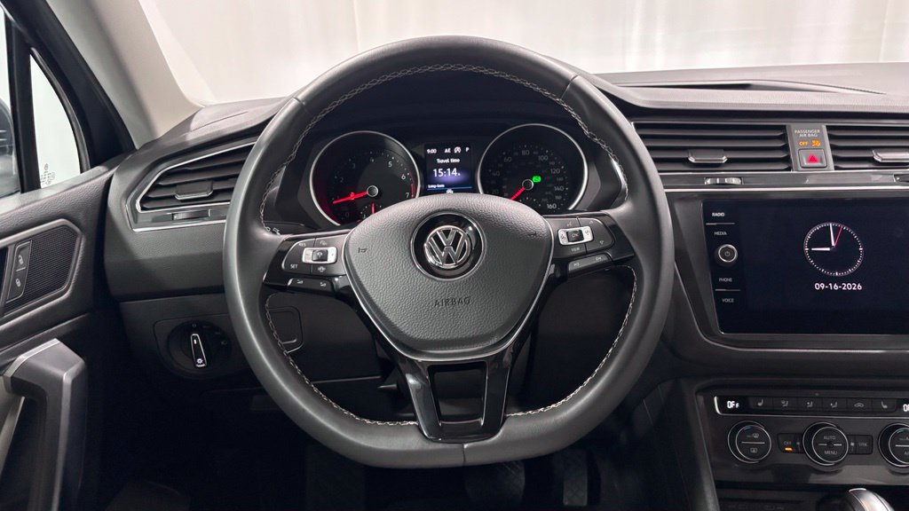 Used 2021 Volkswagen Tiguan SE AWD/4WD image 13