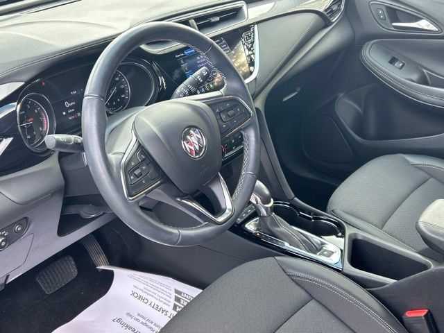 Used 2023 Buick Encore GX Preferred w/ Cold Weather Comfort Package AWD/4WD image 25