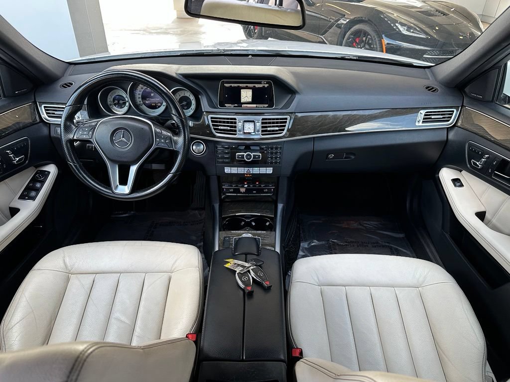 Used 2014 Mercedes-Benz E 350 Sedan image 19