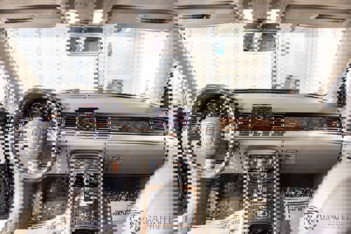 Used 2008 Audi S8 image 36