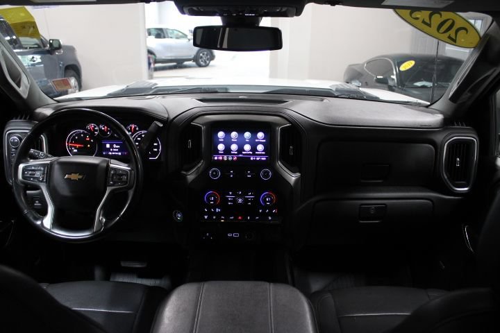 Used 2023 Chevrolet Silverado 2500 LTZ w/ LTZ Plus Package AWD/4WD image 2