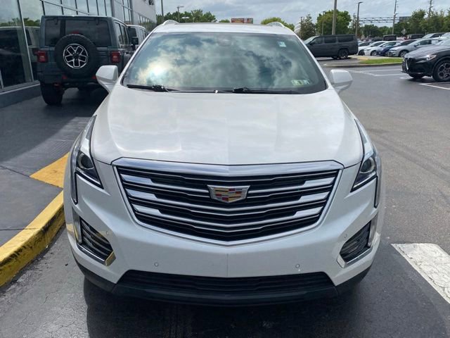 Used 2017 Cadillac XT5 Luxury w/ Driver Awareness Package image 3