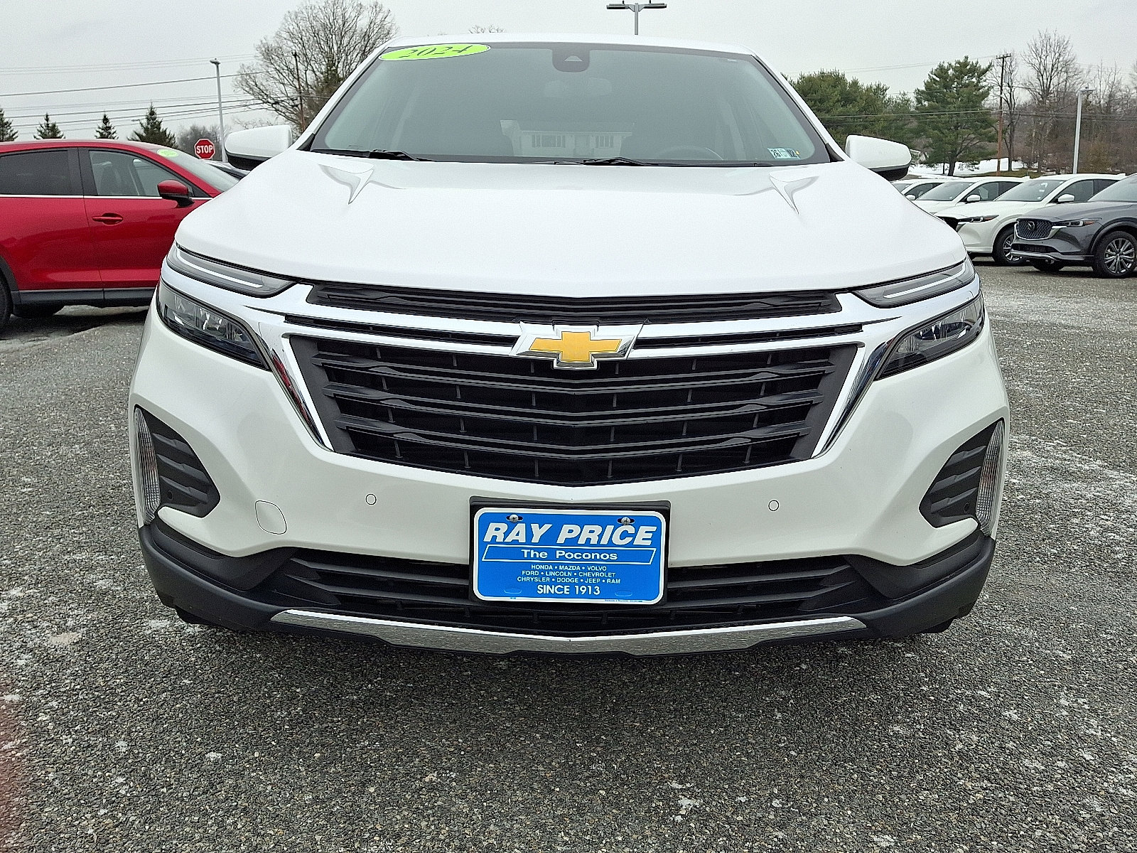 Used 2024 Chevrolet Equinox LT image 2