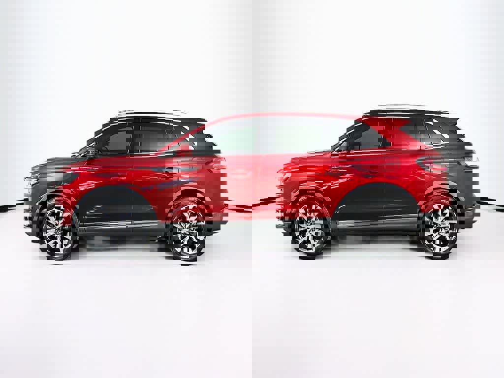 Used 2019 Lincoln Nautilus Select image 3