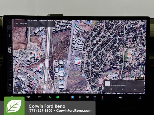 Used 2021 Tesla Model S Plaid image 14