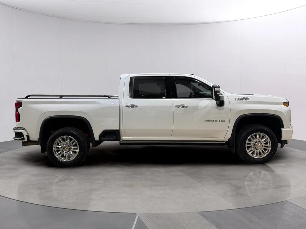 Used 2023 Chevrolet Silverado 2500 High Country w/ Z71 Off-Road Package AWD/4WD image 2