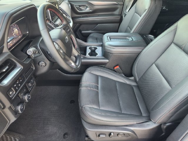 Used 2024 Chevrolet Tahoe RST w/ Luxury Package RWD image 13
