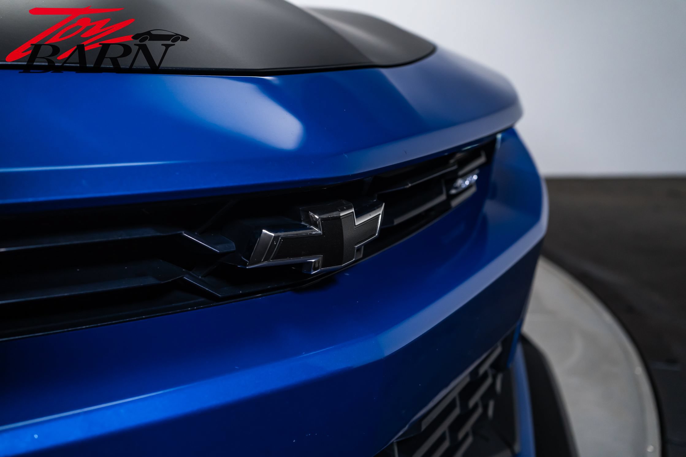 Used 2021 Chevrolet Camaro SS RWD image 9