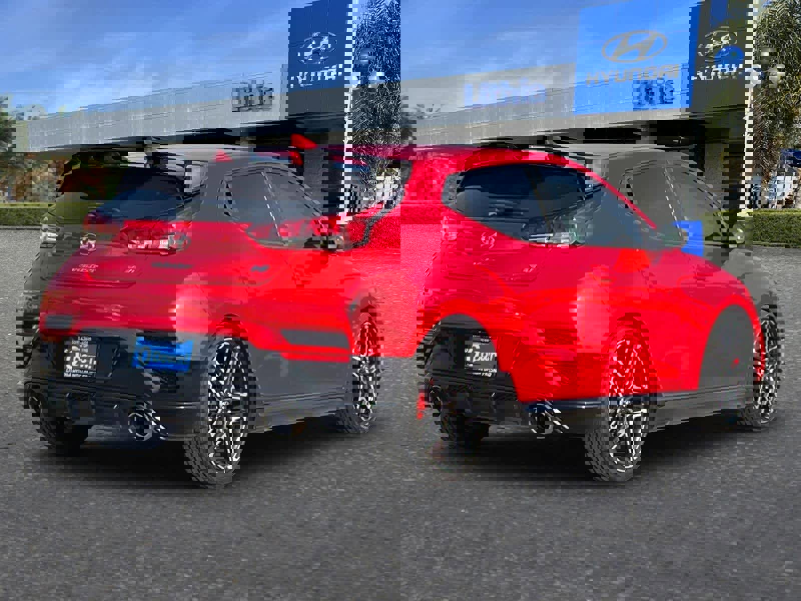 Certified 2022 Hyundai Veloster N image 2