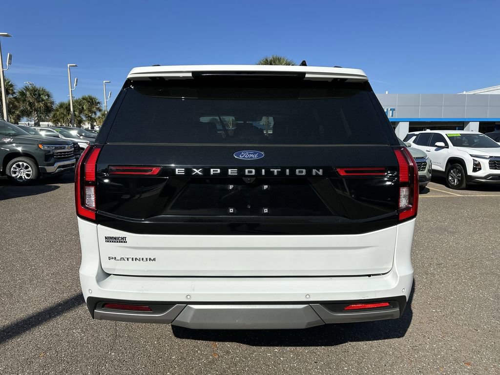 Used 2025 Ford Expedition Platinum image 15