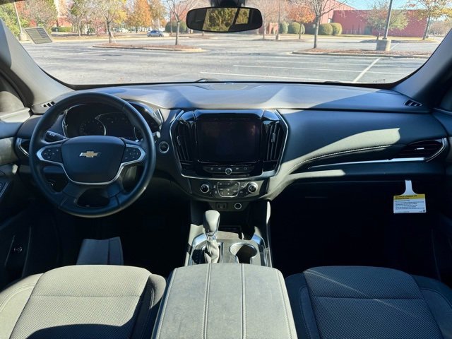 Used 2023 Chevrolet Traverse LT image 25