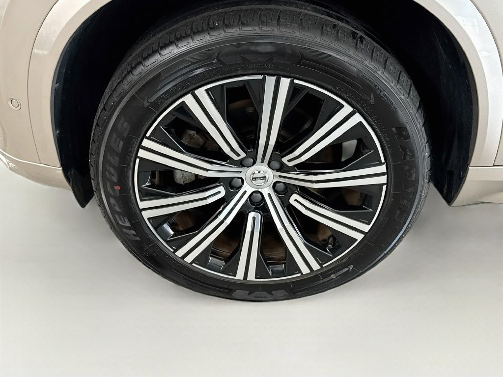 Used 2023 Volvo XC90 B6 Plus w/ Protection Package AWD/4WD image 37