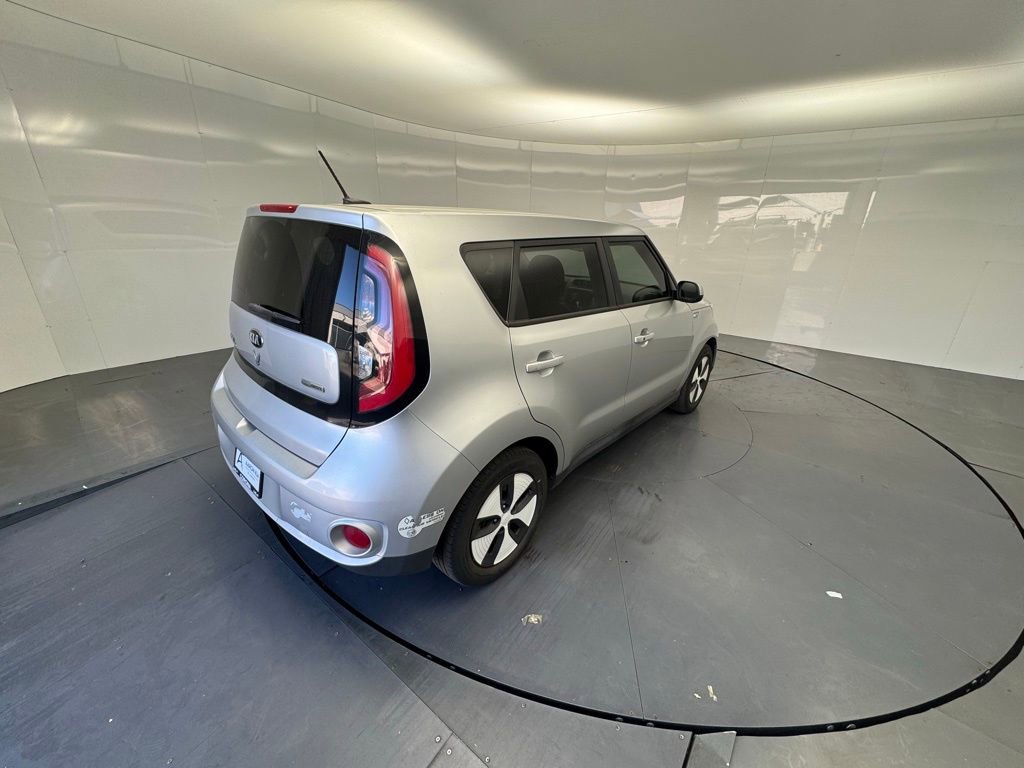 Used 2016 Kia Soul EV image 5