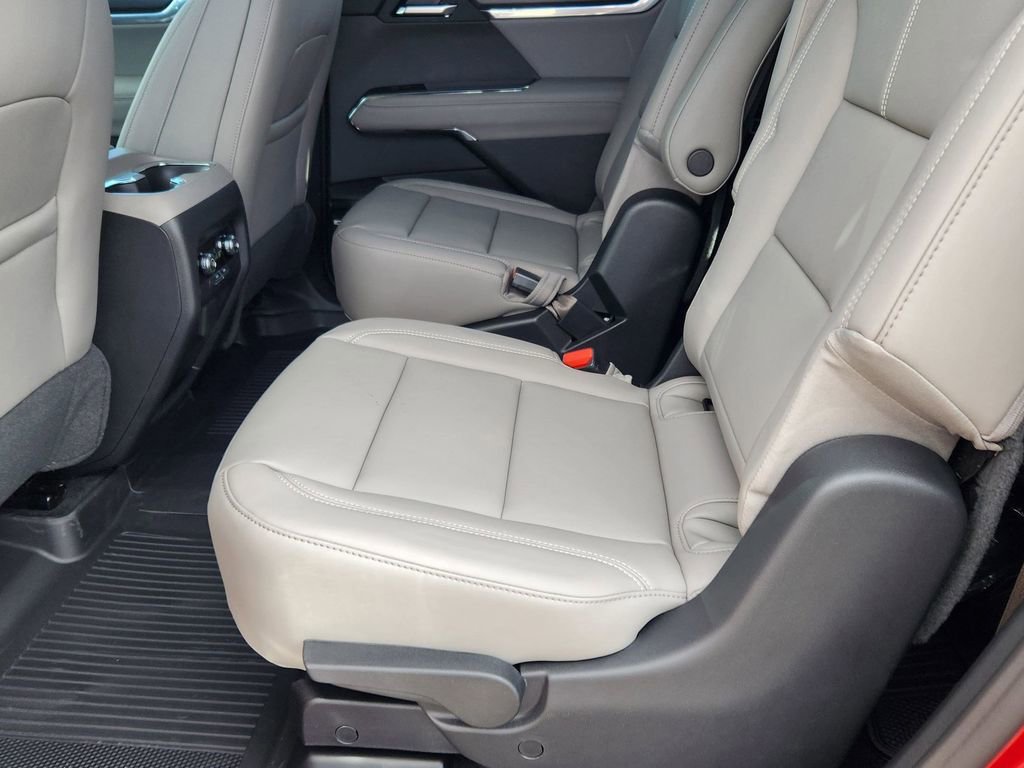 New 2026 GMC Acadia Elevation w/ Elevation Premium Package AWD/4WD image 14